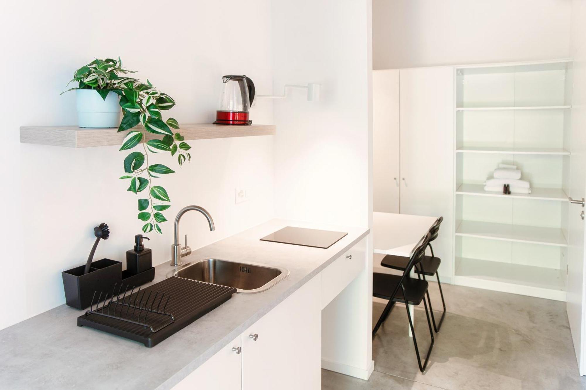 Le Betulle Studios By Quokka 360 - Studio Apartments By The Origlio Lake エクステリア 写真