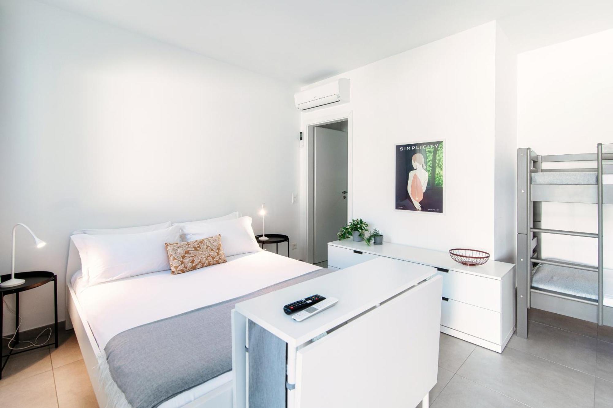Le Betulle Studios By Quokka 360 - Studio Apartments By The Origlio Lake エクステリア 写真