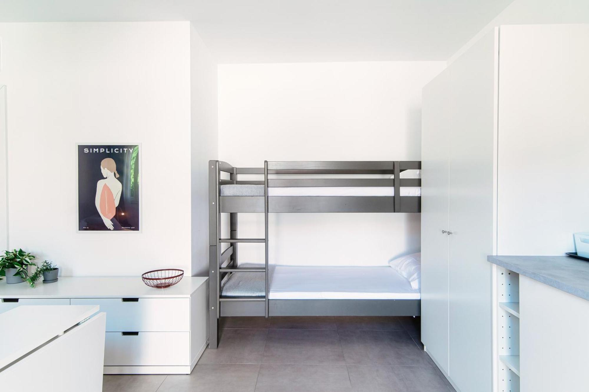 Le Betulle Studios By Quokka 360 - Studio Apartments By The Origlio Lake エクステリア 写真